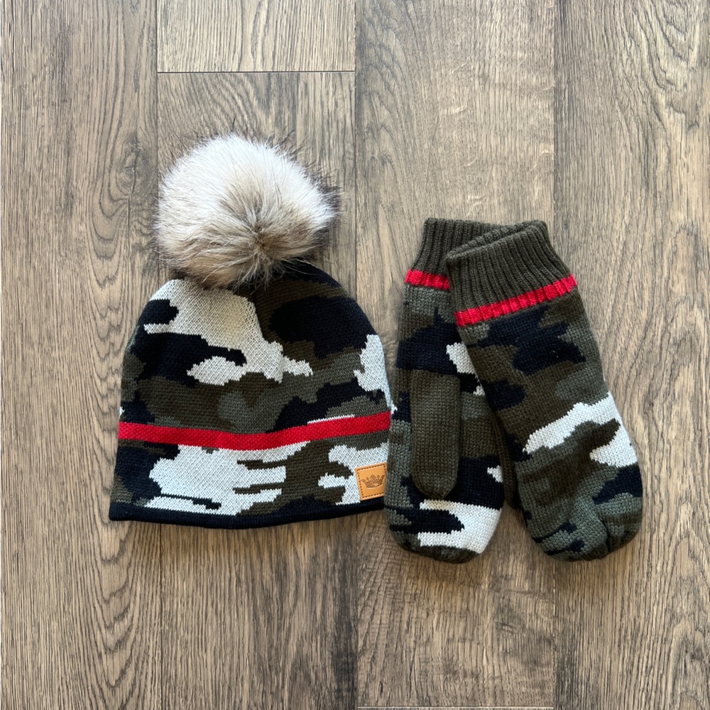 Green Camo Hat and Gloves Winter Set